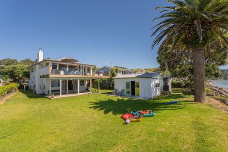 Photo of property in 115 Buffalo Beach Sh25 Road, Whitianga, 3510