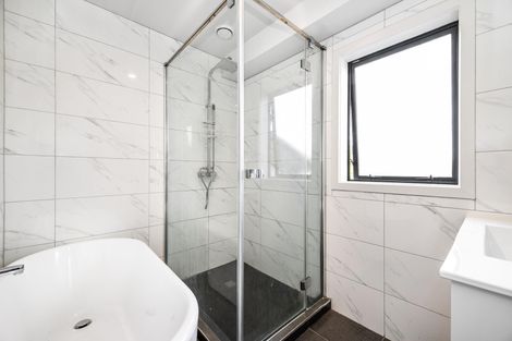 Photo of property in 6a Braeburn Place, Takanini, 2112