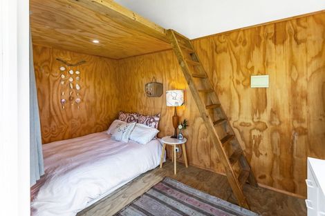 Photo of property in 18 Sarah Avenue, Whitianga, 3510