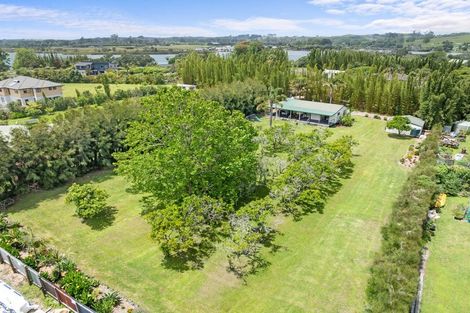 Photo of property in 15 Insley Street, Mangawhai, 0505