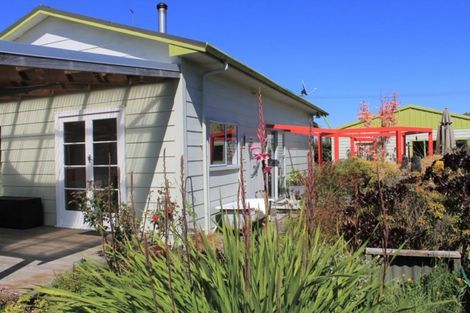 Photo of property in 35 Romilly Street, Westport, 7825