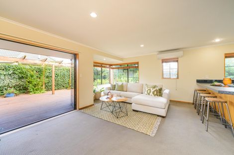 Photo of property in 7a Palm Avenue, Hokowhitu, Palmerston North, 4410