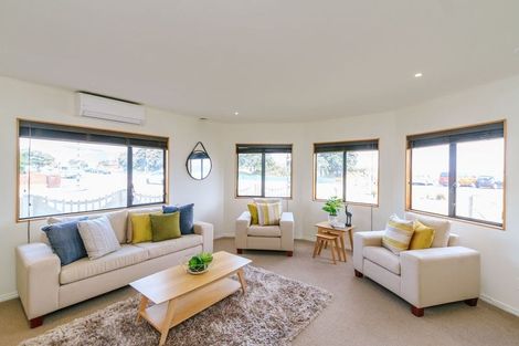 Photo of property in 243 The Esplanade, Petone, Lower Hutt, 5012