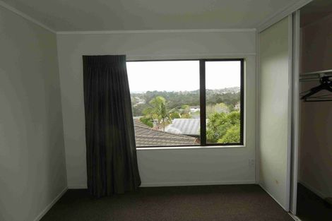 Photo of property in 20 Van Dyke Place, West Harbour, Auckland, 0618
