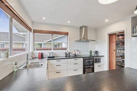 Photo of property in 15 Chilton Drive, Mairehau, Christchurch, 8052