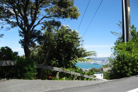 Photo of property in 77 Homebush Road, Khandallah, Wellington, 6035