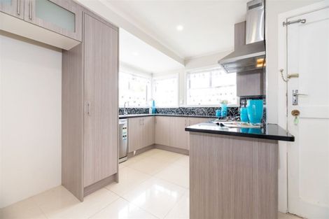 Photo of property in 87 Godley Road, Green Bay, Auckland, 0604