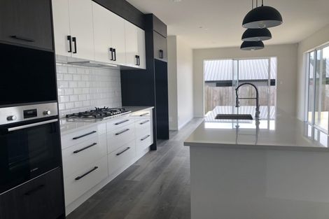 Photo of property in 11 Raymond Grace Avenue, Huapai, Kumeu, 0810