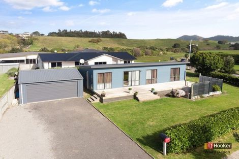 Photo of property in 27 Ocean Breeze Drive, Waihi Beach, 3611