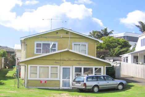 Photo of property in 1 May Street, Mount Maunganui, 3116