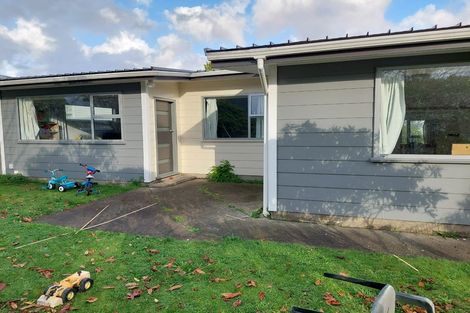 Photo of property in 5 Bonnie Glen Crescent, Ebdentown, Upper Hutt, 5018