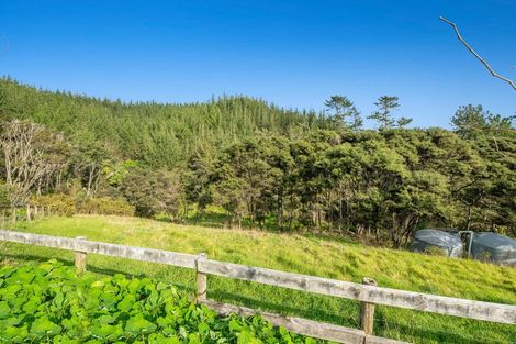 Photo of property in 4 Ferngully Road, Helensville, Kaukapakapa, 0871