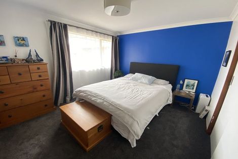 Photo of property in 27 Surrey Street, Taradale, Napier, 4112