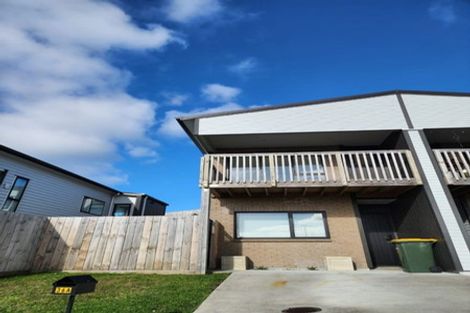 Photo of property in 36a Poruru Close, Papakura, 2110