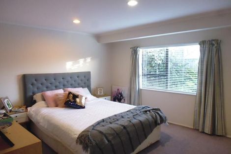 Photo of property in 6 Ross Grove, Paraparaumu, 5032