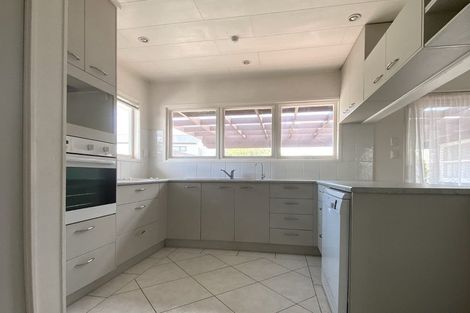 Photo of property in 4 Roadley Avenue, Sunnyhills, Auckland, 2010