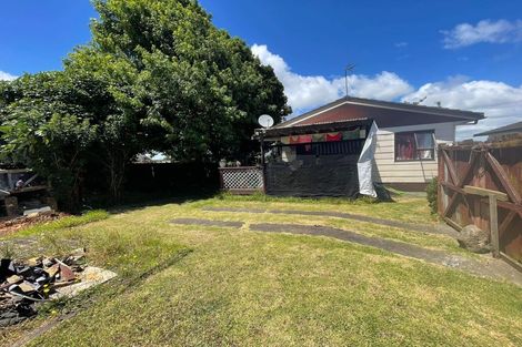 Photo of property in 2/20 Burundi Avenue, Clendon Park, Auckland, 2103