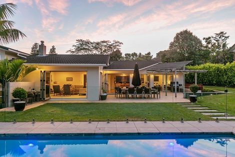 Photo of property in 11 Northgrove Avenue, Hillcrest, Auckland, 0627