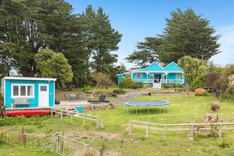 Photo of property in 162 Purakaunui Road, Mihiwaka, Port Chalmers, 9081