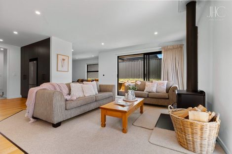 Photo of property in 6 Searle Drive, Cromwell, 9310