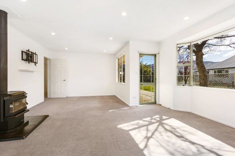 Photo of property in 10 Albert Drive, Clyde, 9330