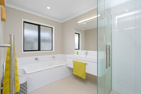 Photo of property in 24 Lilac Close, Cambridge, 3434