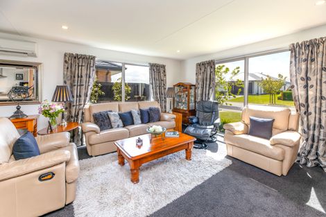 Photo of property in 10 Jasper Court, Rolleston, 7614