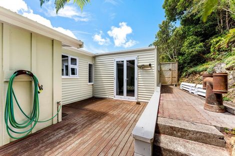 Photo of property in 151 Cockayne Road, Khandallah, Wellington, 6035