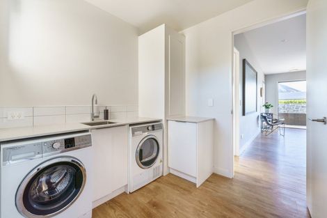 Photo of property in 10 Avalanche Place, Wanaka, 9305