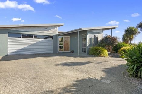 Photo of property in 35 Monaco View, Stoke, Nelson, 7011