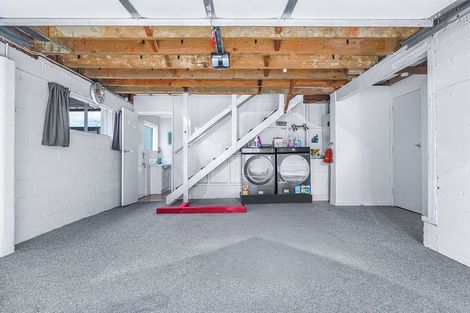 Photo of property in 107 Tuhikaramea Road, Dinsdale, Hamilton, 3204