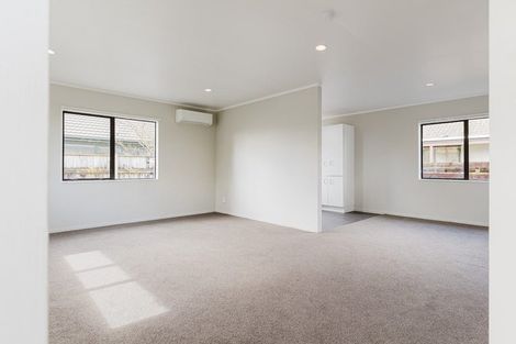 Photo of property in 42a Mcleavey Drive, Kelvin Grove, Palmerston North, 4414