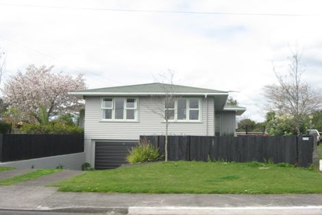 Photo of property in 211 Frankley Road, Frankleigh Park, New Plymouth, 4310