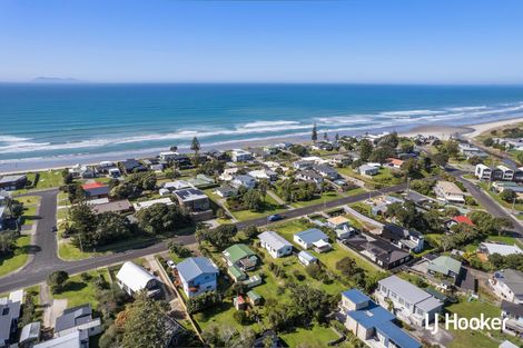 Photo of property in 94 Dillon Street, Waihi Beach, 3611