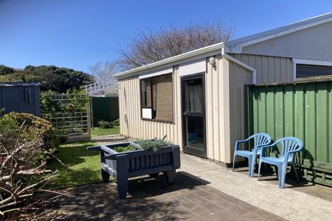 Photo of property in 42 Blake Street, Waitara, 4320