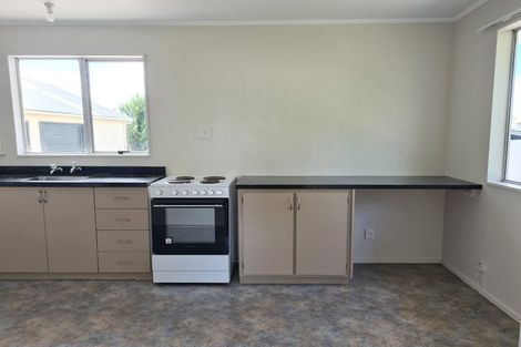 Photo of property in 27 Moore Crescent, Carterton, 5713