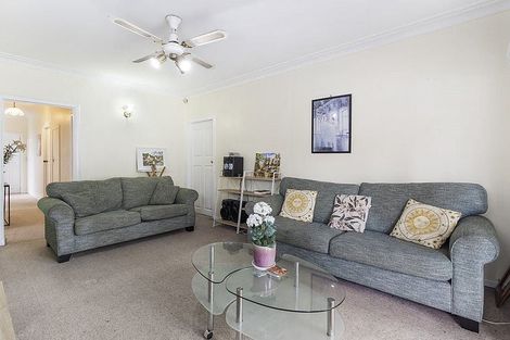 Photo of property in 1b Barrack Road, Mount Wellington, Auckland, 1060