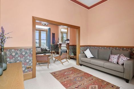 Photo of property in 17 Maarama Crescent, Aro Valley, Wellington, 6021