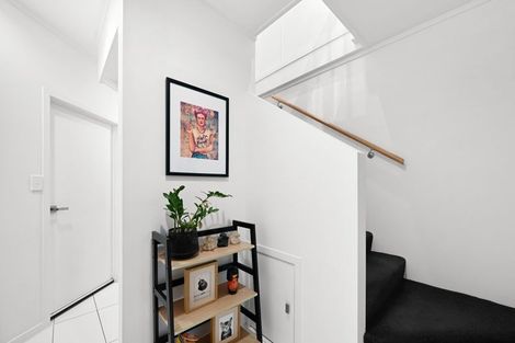 Photo of property in 22 Gilbass Avenue, Hamilton Lake, Hamilton, 3204