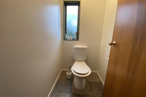 Photo of property in 514b Blockhouse Bay Road, Blockhouse Bay, Auckland, 0600