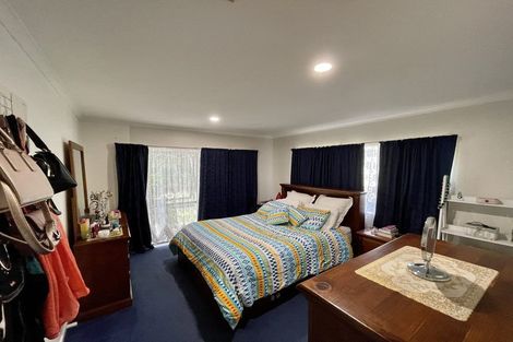 Photo of property in 25 Chadlington Avenue, Henderson, Auckland, 0612
