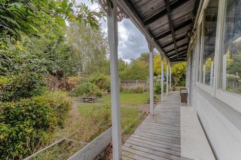 Photo of property in 16 Toia Street, Marton, 4710