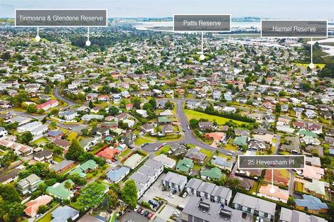 Photo of property in 25 Heversham Place, Glendene, Auckland, 0602