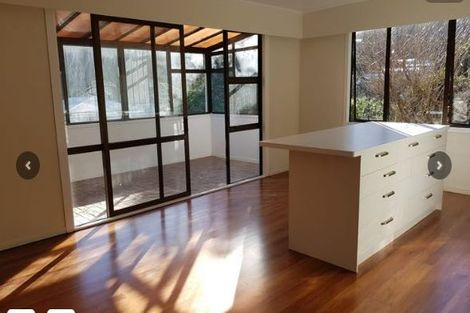 Photo of property in 132 Parkvale Road, Karori, Wellington, 6012