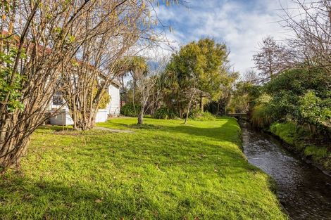 Photo of property in 141 Geraldine Street, Edgeware, Christchurch, 8013