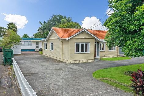 Photo of property in 25 Manuroa Road, Takanini, 2112