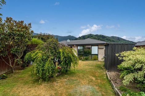 Photo of property in 19 Admiralty Place, Waikawa, Picton, 7220