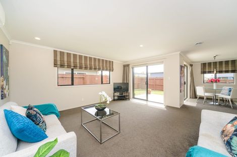 Photo of property in 2 Pegasus Place, Kelvin Grove, Palmerston North, 4414