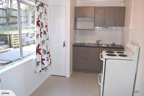 Photo of property in 2/527 Beach Road, Murrays Bay, Auckland, 0630