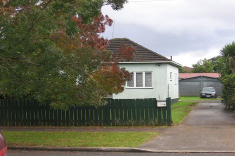 Photo of property in 24 Freyberg Avenue, Papatoetoe, Auckland, 2104